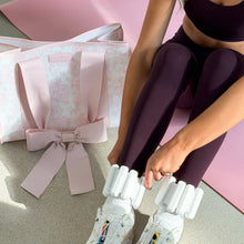 Load image into Gallery viewer, PREORDER arrives 4/13- Case-Mate Afternoon Rosé Bow Jelly Tote Bag