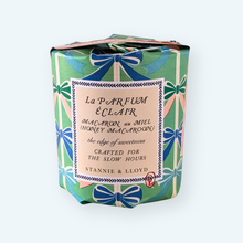 Load image into Gallery viewer, Gift Wrap Candle - Limited Edition Bows
