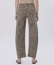 Load image into Gallery viewer, VERVET- Leopard print  High Rise barrel jeans v3697lpd
