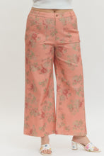 Load image into Gallery viewer, Plus Melisa-Floral pattern mid-rise ankle-length pants
