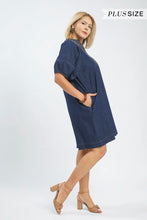 Load image into Gallery viewer, Plus dark wash UMGEE Denim dress
