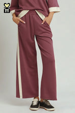 Load image into Gallery viewer, UMGEE -LUXEKNIT two piece wide leg coco Marsala/cream set
