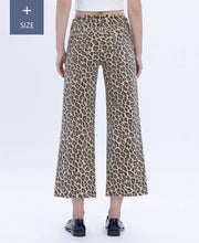 Load image into Gallery viewer, PLUS HIGH RISE ANIMAL PRINT CROP WIDE LEG JEANS T5894LPD-P
