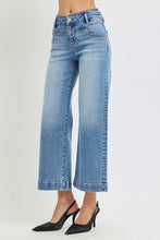 Load image into Gallery viewer, RISEN JEANS- HIGH RISE CROP WIDE JEANS WITH FRONT AND BACK YOKE DETAILS PWC21830
