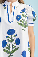 Load image into Gallery viewer, Blue Floral print notch neck dress
