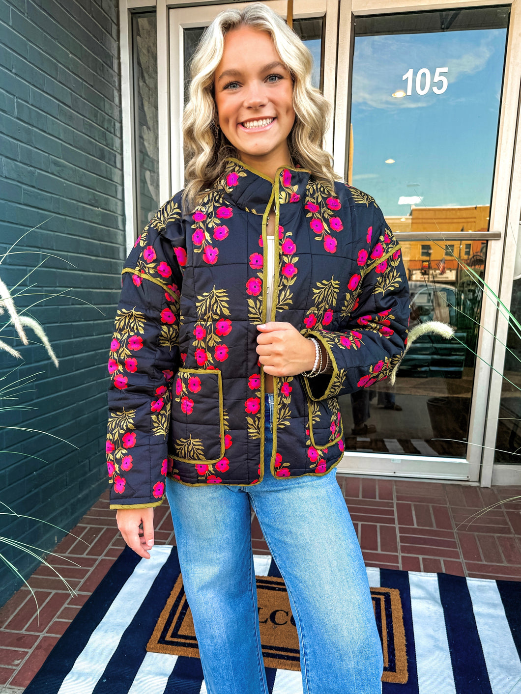 Botanical long sleeve black quilted jacket