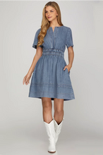 Load image into Gallery viewer, Naydeen- SHORT SLEEVE WASHED DENIM DRESS WITH ELASTIC WAISTBAND AND SIDE POCKETS
