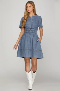 Naydeen- SHORT SLEEVE WASHED DENIM DRESS WITH ELASTIC WAISTBAND AND SIDE POCKETS