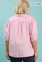 Load image into Gallery viewer, Plus Gingham print Peony and white collar top
