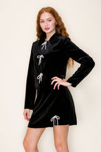 Load image into Gallery viewer, Black velvet side slit jewel detailed skirt
