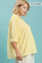 Load image into Gallery viewer, Plus Gingham print Lemon and white collar top
