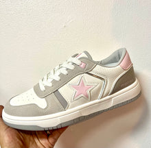 Load image into Gallery viewer, Vintage Havana-FRESH-12 Light gray/light pink sneakers
