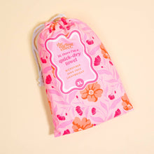 Load image into Gallery viewer, Darling effect- XL Quick-Dry Beach Towel–Poppin' Petals Hot Pink
