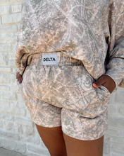Load image into Gallery viewer, Delta White Washed Camo Mockneck Set
