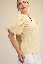 Load image into Gallery viewer, Butter yellow textured puff sleeve top
