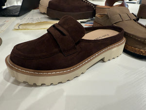 Pierre Dumas - Chocolate Brown lug sole loafer mule - Mora
