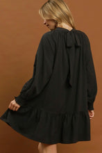 Load image into Gallery viewer, UMGEE- Black balloon sleeve back bow tie dress
