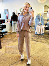 Load image into Gallery viewer, Two piece mineral washed mocha barrel sweatpants and collar sweatshirt  set
