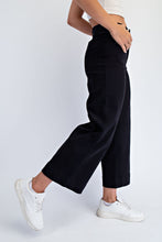 Load image into Gallery viewer, Black Cropped twill wide leg pants
