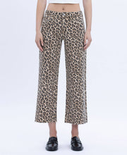 Load image into Gallery viewer, VERVET-HIGH RISE ANIMAL PRINT CROP WIDE LEG JEANS T5894LPD
