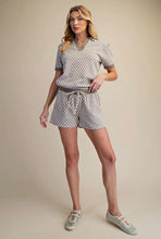 Load image into Gallery viewer, Beige two piece elegant printed collar neck and shorts set

