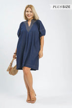 Load image into Gallery viewer, Plus dark wash UMGEE Denim dress
