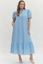 Load image into Gallery viewer, ENTRO- Plus size blue Eyelet short puff sleeve midi dress
