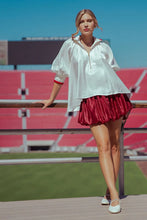 Load image into Gallery viewer, Ayla- White/ Red high half zip collar puff sleeve top
