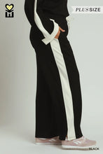Load image into Gallery viewer, PLUS UMGEE- Luxeknit Black elegant two piece wide leg set
