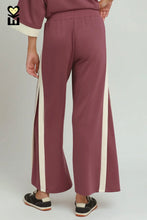 Load image into Gallery viewer, UMGEE -LUXEKNIT two piece wide leg coco Marsala/cream set
