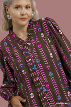 Load image into Gallery viewer, Plus Lala- Umgee exclusive chocolate printed Victorian collared top
