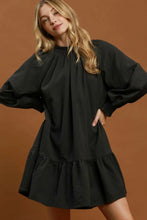 Load image into Gallery viewer, UMGEE- Black balloon sleeve back bow tie dress
