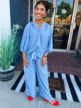 Load image into Gallery viewer, Linen two piece striped wide leg set
