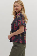 Load image into Gallery viewer, Botanical Garden- Floral print short bubble sleeve top
