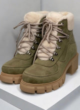 Load image into Gallery viewer, Khaki Lug Sole sherpa detail lace up booties- Saffi-s
