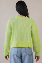 Load image into Gallery viewer, Aspen- Chunky Cropped lemon two tone brig &amp; cream sweater
