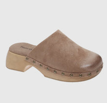 Load image into Gallery viewer, FINAL SALE!!Pierre Dumas -Taupe Suede studded clogs
