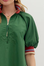 Load image into Gallery viewer, Dina- Hunter Green solid zip closure contrast collared top
