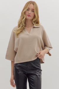 Ecru Entro knit  V-neck collared top