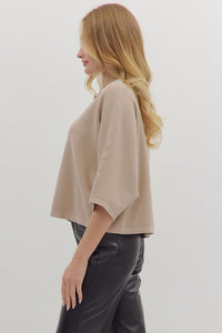 Ecru Entro knit  V-neck collared top