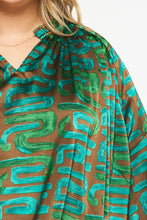 Load image into Gallery viewer, Plus Greenlee- green printed oversized ruffle detail top
