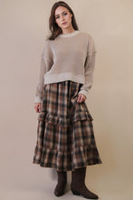 Load image into Gallery viewer, Aspen- Chunky Cropped two tone brig &amp; cream sweater
