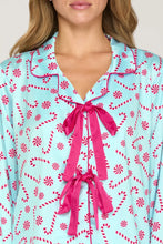 Load image into Gallery viewer, Ice blue LONG SLEEVE FRONT TIE TOP AND SHORTS PRINTED PAJAMA SET
