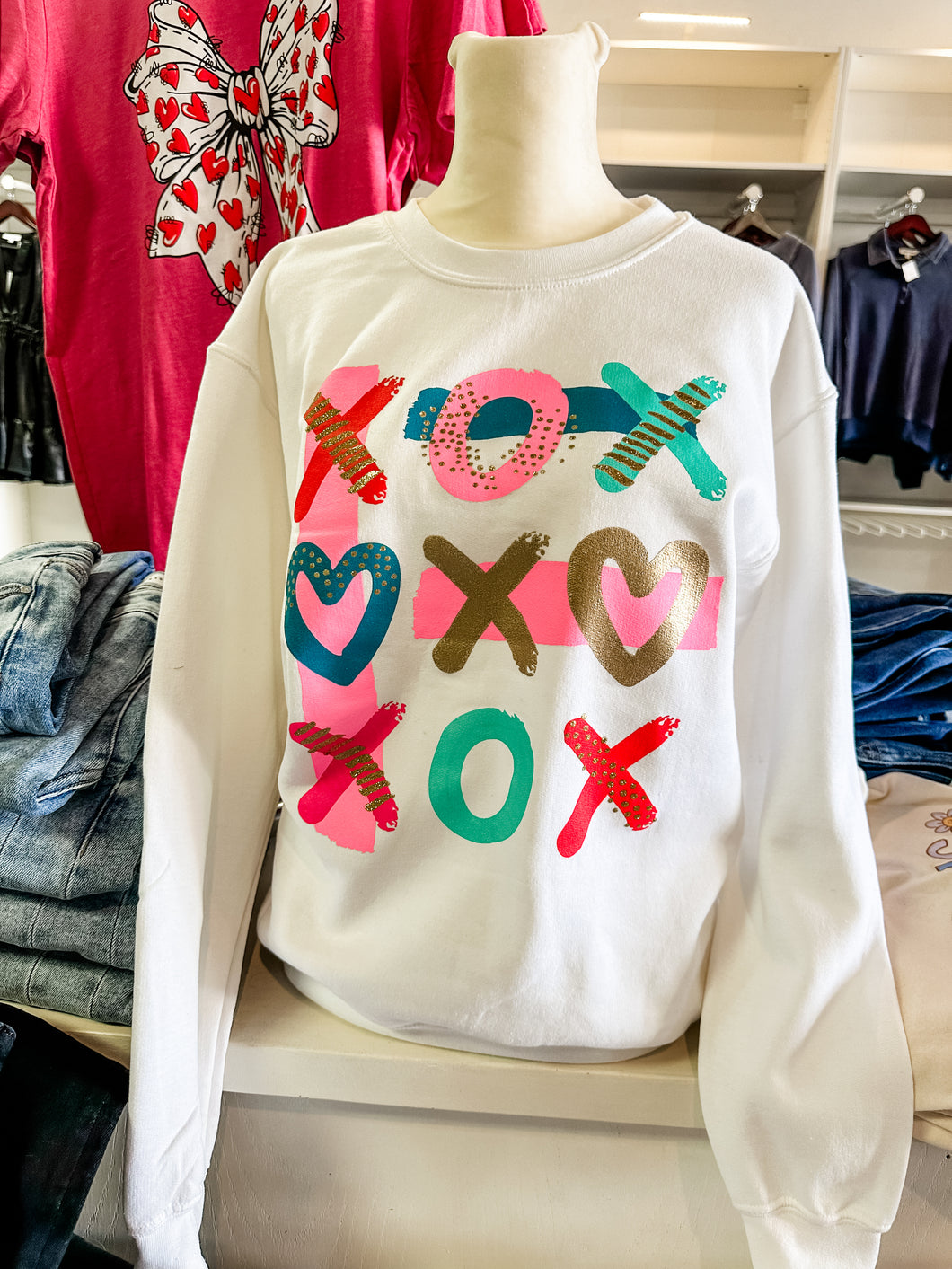 Valentine Tic Tac Toe- sweatshirt with metallic gold details