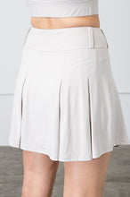 Load image into Gallery viewer, PLUS MABREE- Bone butter soft skort
