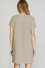 Load image into Gallery viewer, Charleen - Cream/Black shirt sleeve texture knit dress
