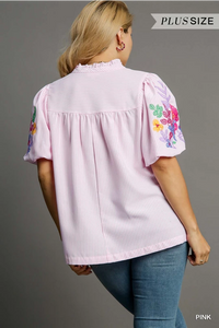 PLUS LILY - Striped light pink embroidered sleeve top