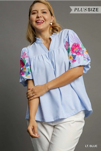 PLUS LILY - Striped light blue embroidered sleeve top