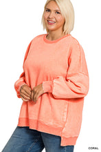 Load image into Gallery viewer, Curvy size Fleece lined washed coral sweatshirt with pockets
