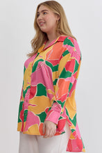 Load image into Gallery viewer, Plus San Trope- Peach yellow floral print button up top
